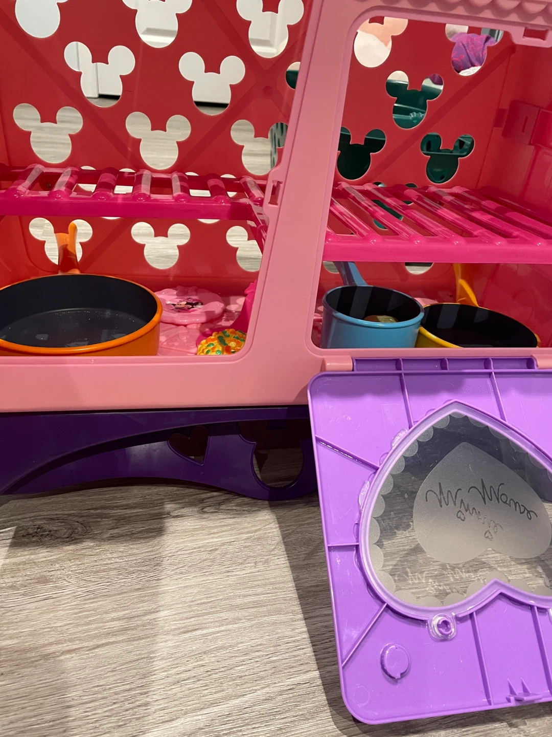 Disney Minnie Mouse Play Kitchen - photo 3