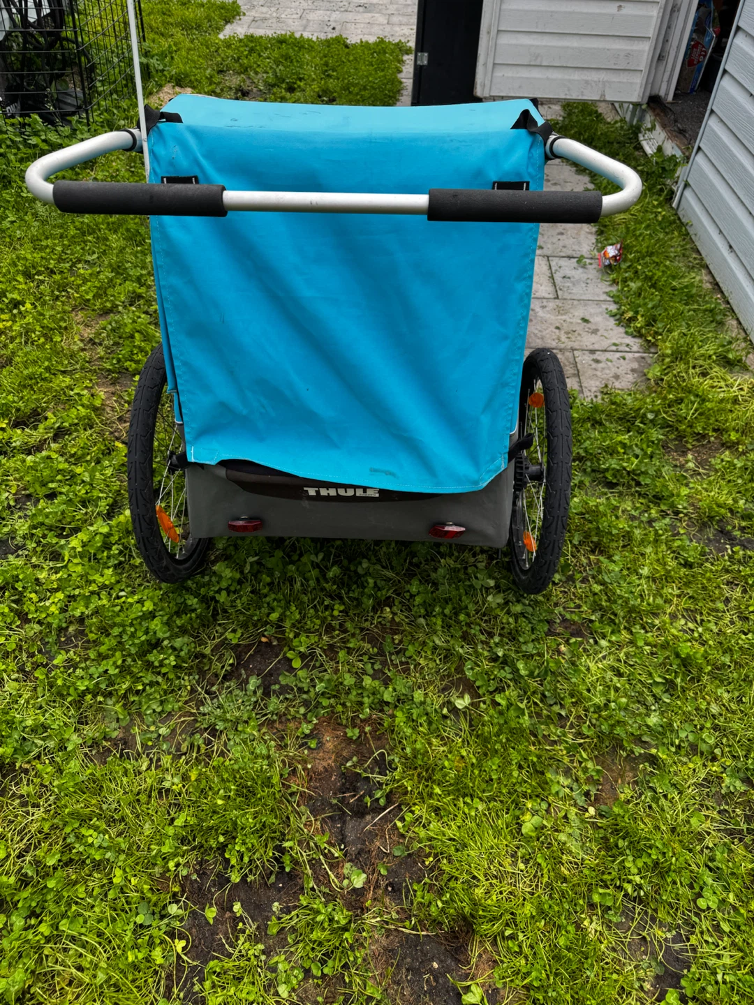 Thule Chariot Cheetah XT Bike Trailer