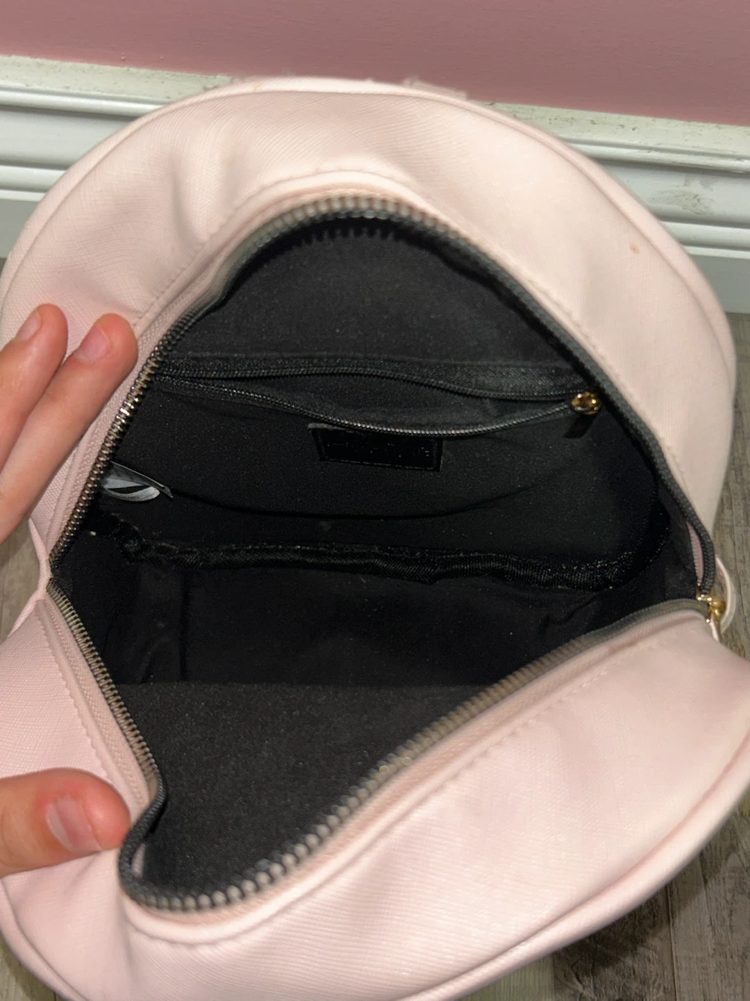 Light pink faux leather mini backpack - photo 3