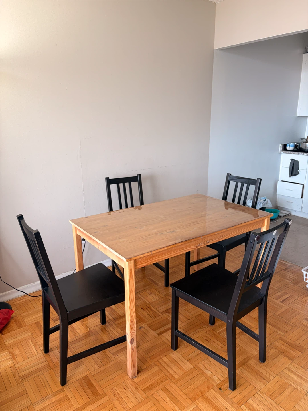 Ikea Table & 4 chairs