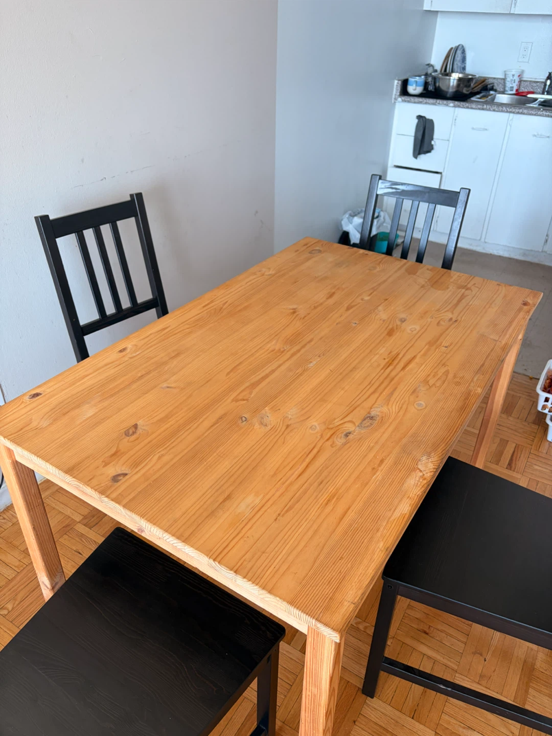 Ikea Table & 4 chairs - photo 3