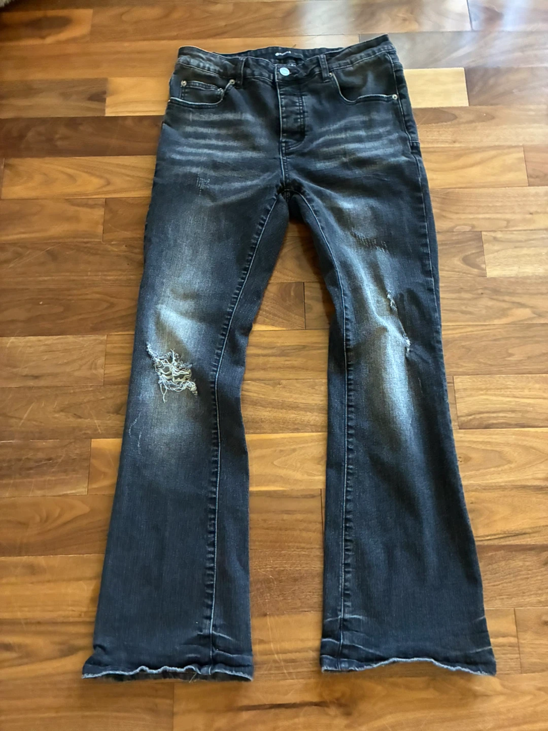 PURPLE BRAND Distressed Jeans Style No. 002025
