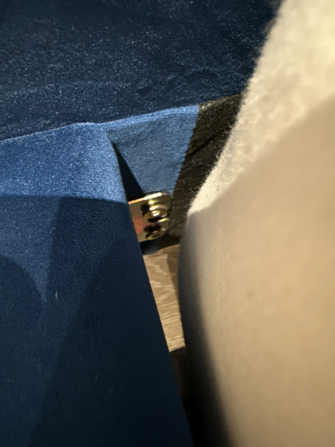 Blue Velvet Tufted Bed Frame - photo 2