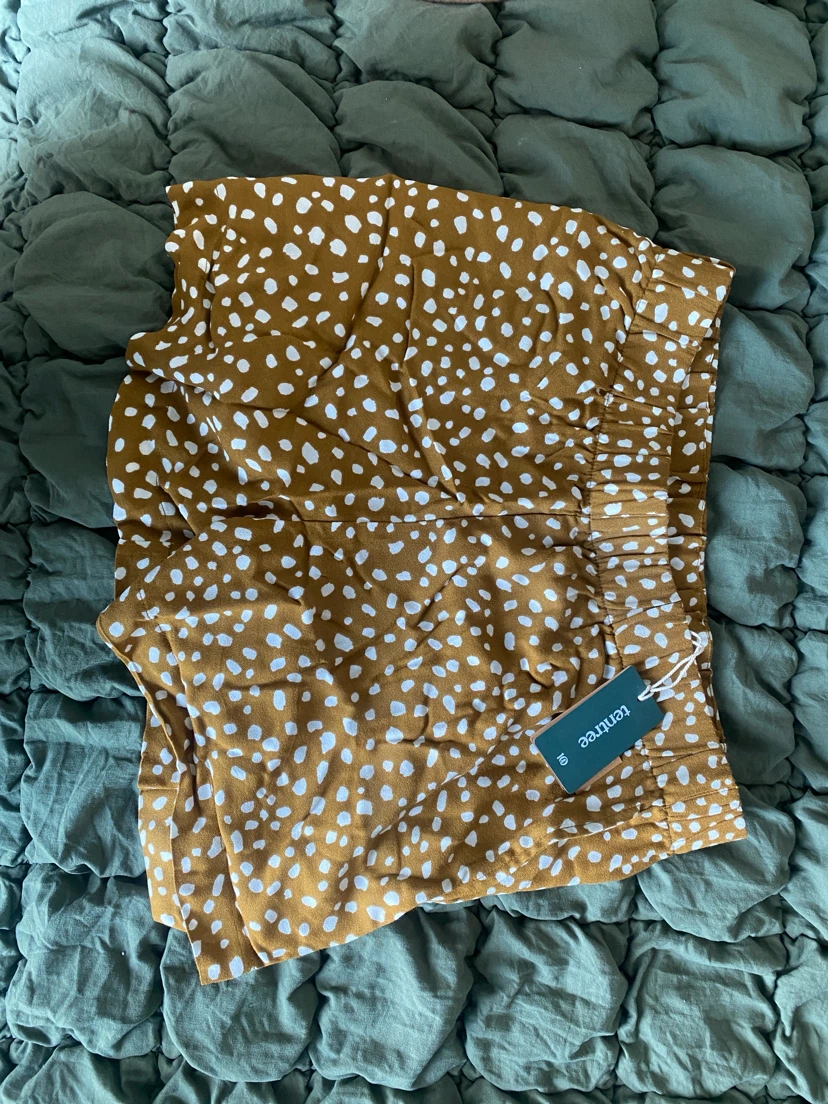 Tentree EcoWoven Crepe Shorts - Medium