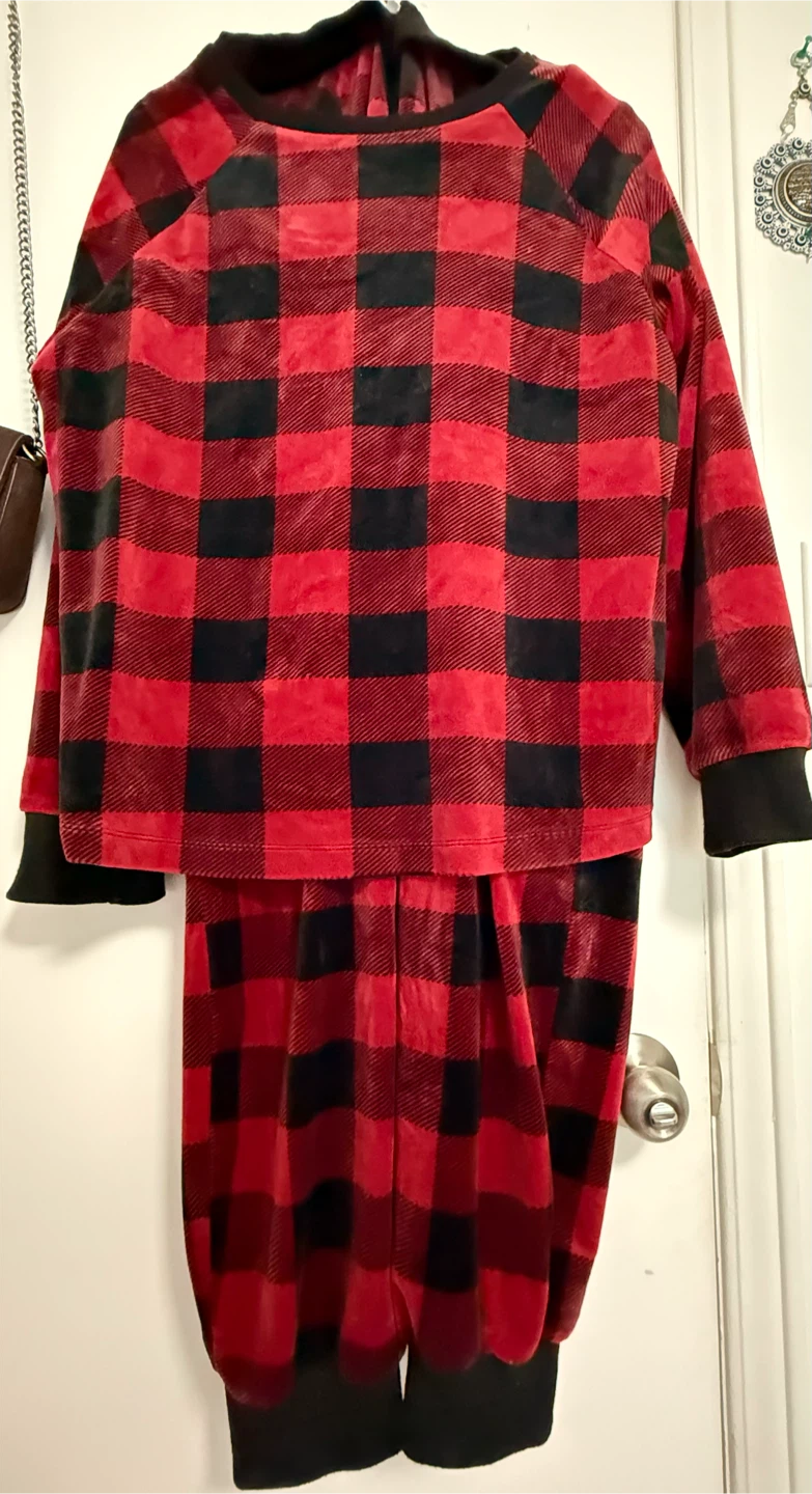 Red and black buffalo check plush pajama set