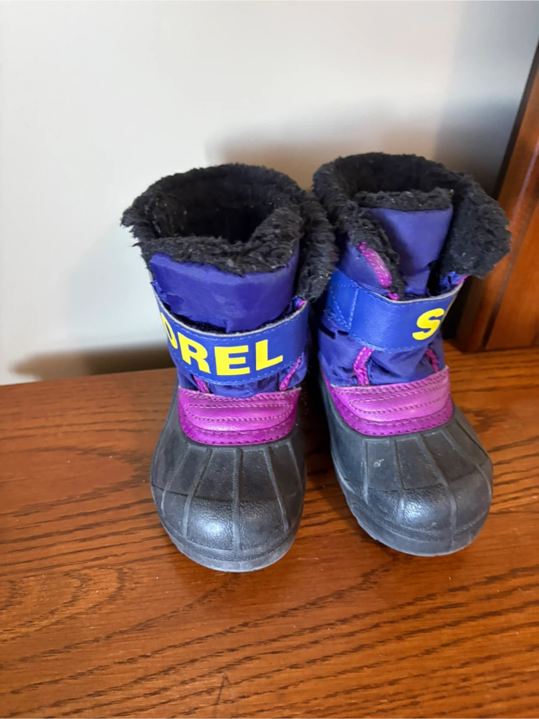 Sorel Winter Boots Size 7 girls