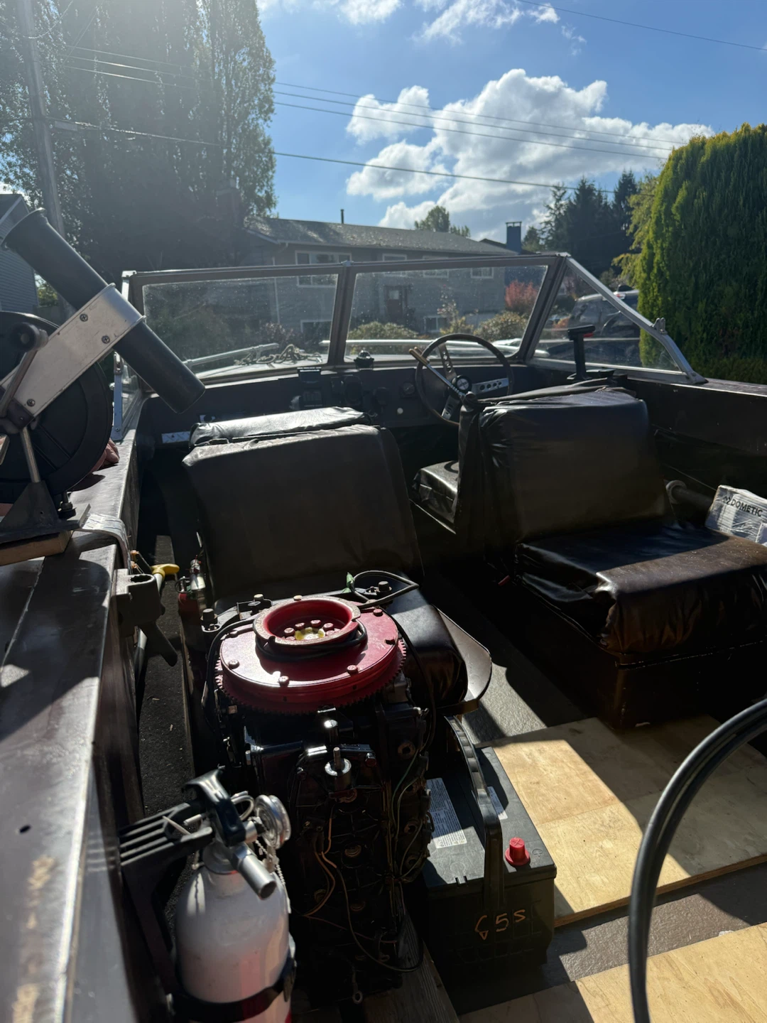 16 FT thermoglass Boat with Trailer and Motor - photo 4