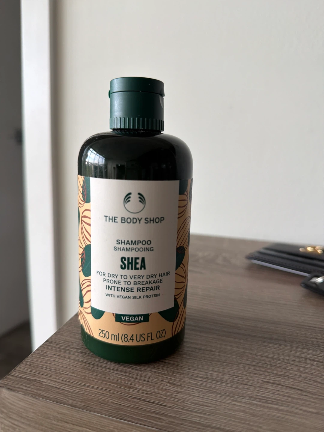 The Body Shop Shea Intense Repair Shampoo