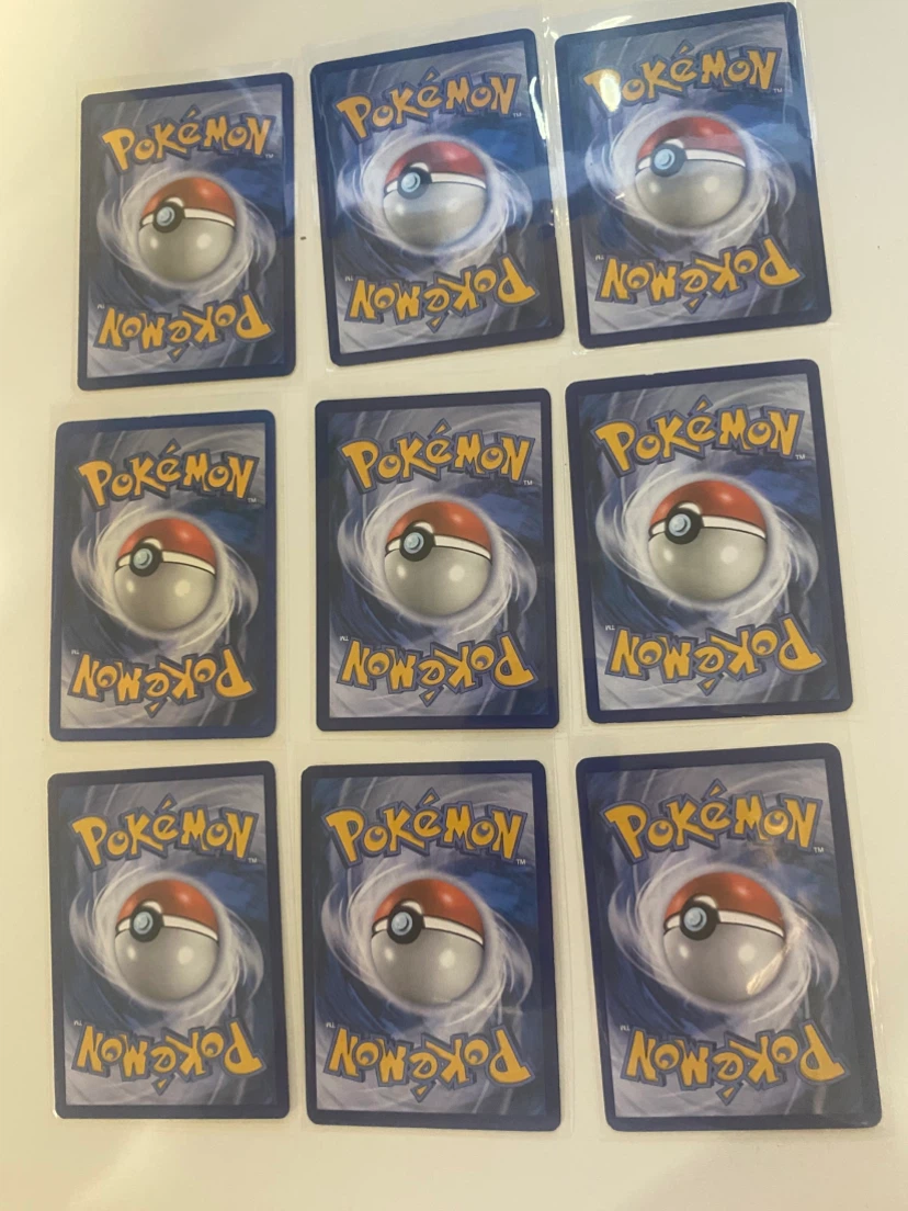 Pokémon Pikachu Cards Bundle - photo 4