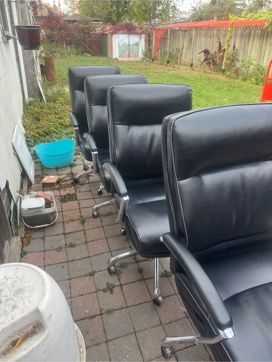 Office chairs - photo 3