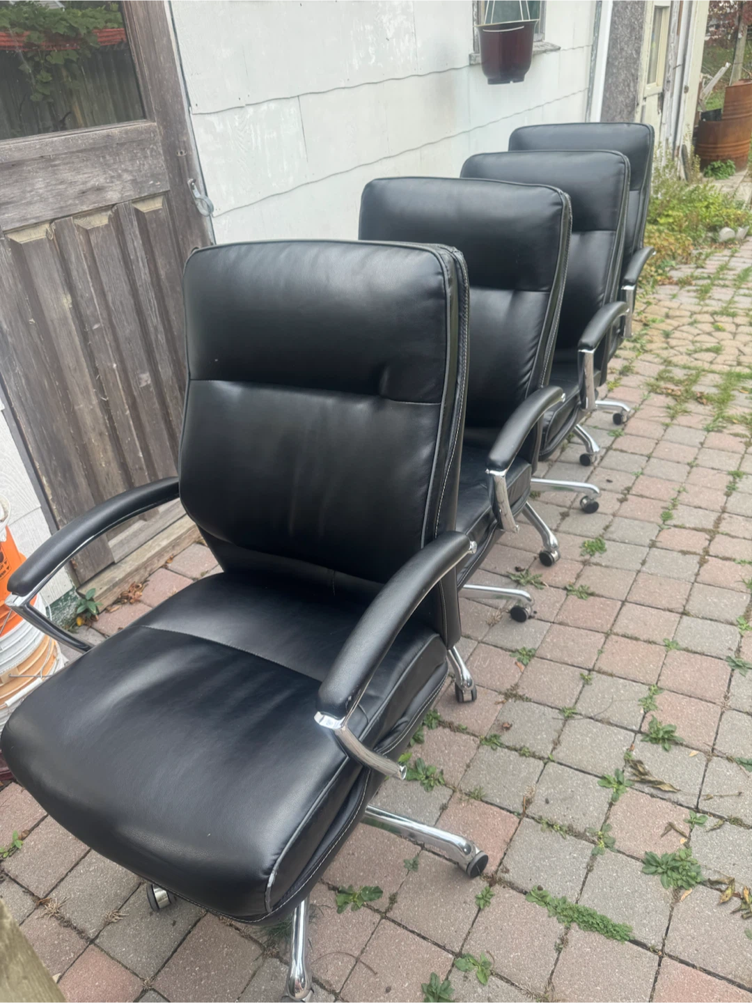 Office chairs - photo 4