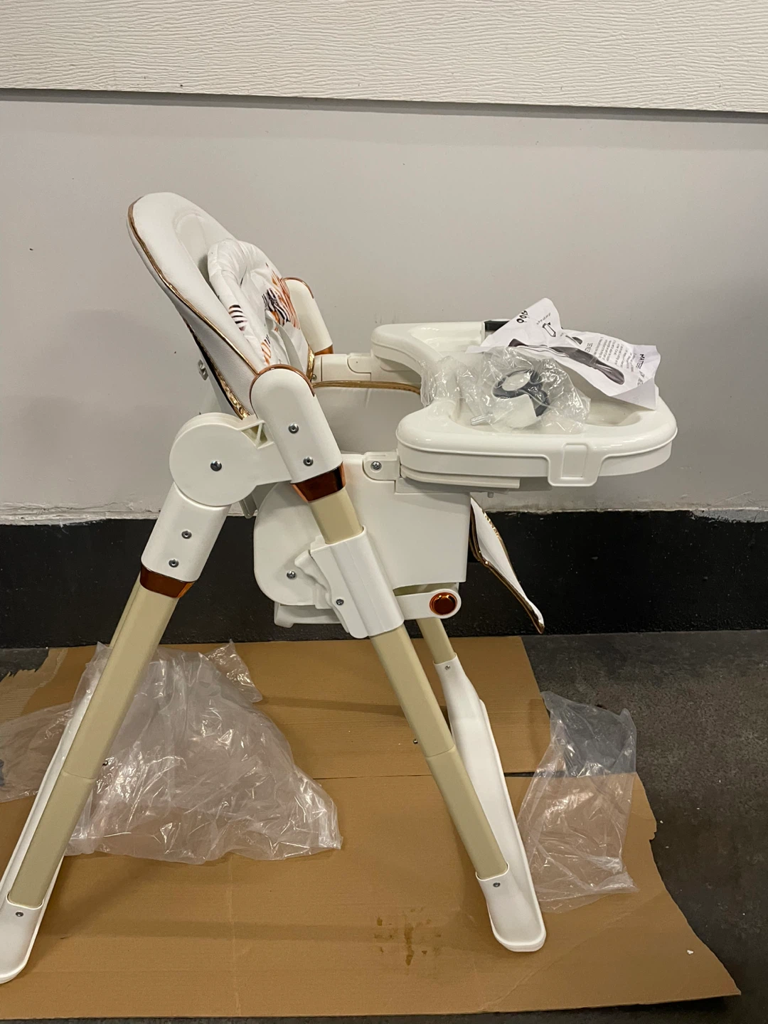 New Baby High Chair with Removable Tray