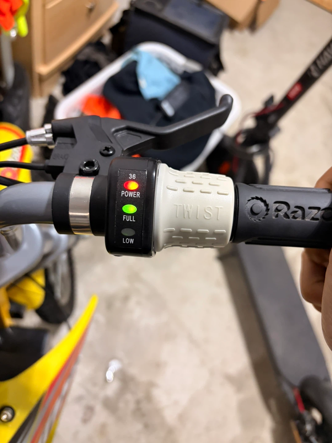 Razor MX650 Electric Dirt Bike - photo 3