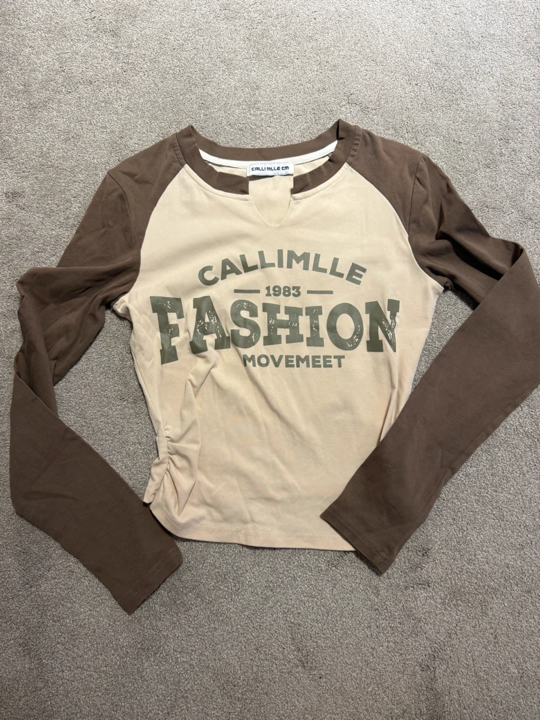 Callimlle Long-Sleeve Graphic Top