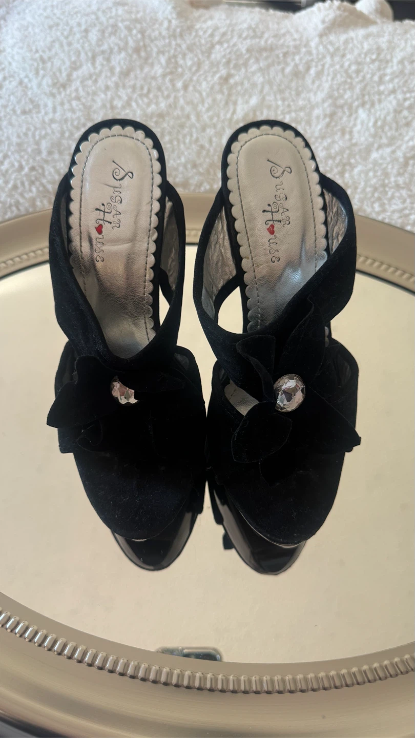 Sugar House Black Suede Heeled Mules - photo 2