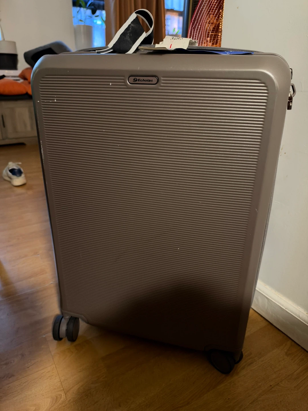 Echolac Hardshell Spinner Suitcase
