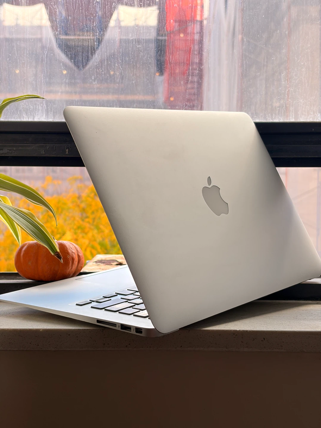 MacBook Air (13-inch, Mid 2017, i7) Great for study - photo 4
