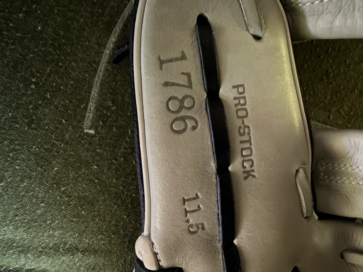 Wilson A2000 11.5 - photo 4