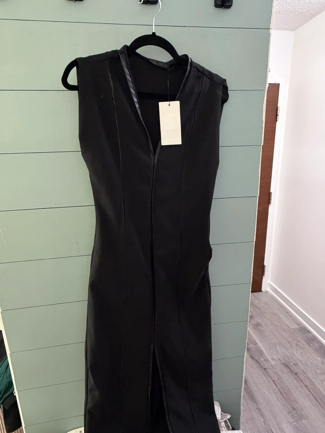 Zara black sleeveless midi dress - Size Small - photo 4