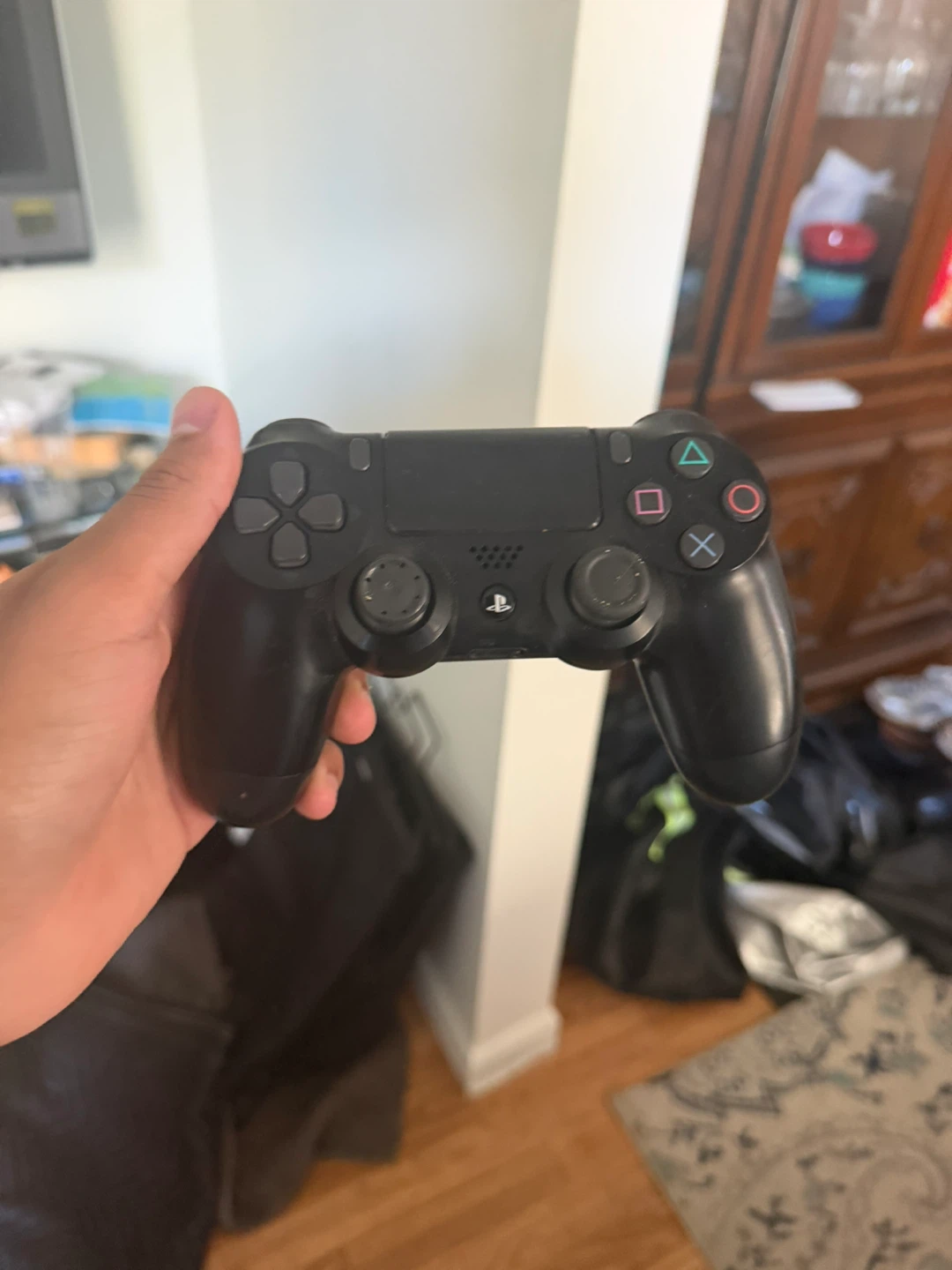 Sony PlayStation 4 DualShock 4 Wireless Controller