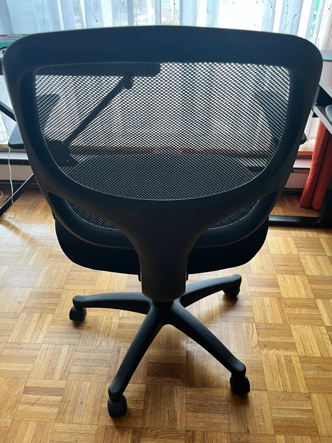 Black Desk Chair - photo 2