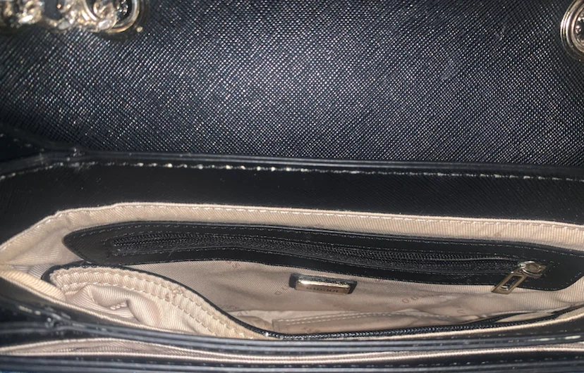GUESS Black Crossbody Bag - photo 5