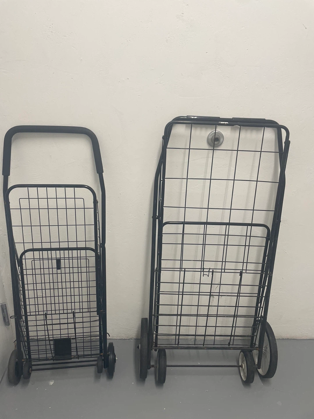 Two Metal Folding Grocery Carts - photo 3