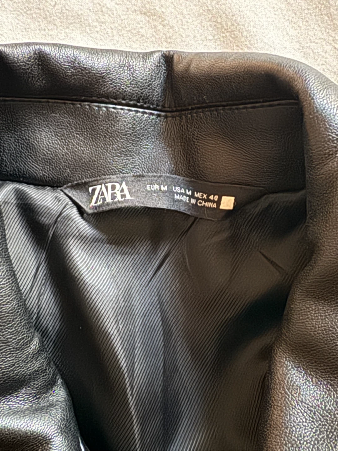 Zara Black Faux Leather Jacket - photo 3