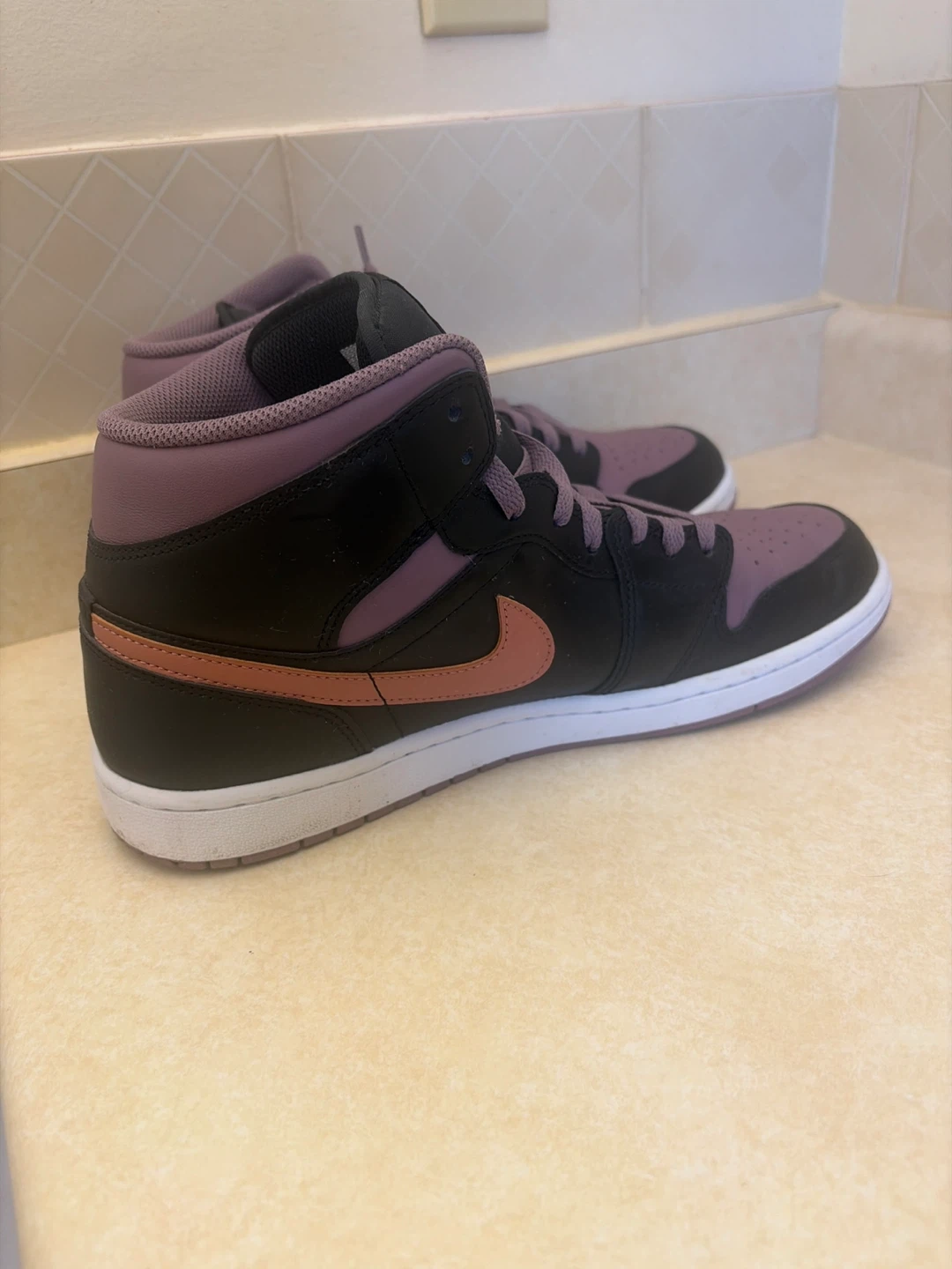 Air Jordan 1 Mid Black and Mauve Sneakers - photo 3