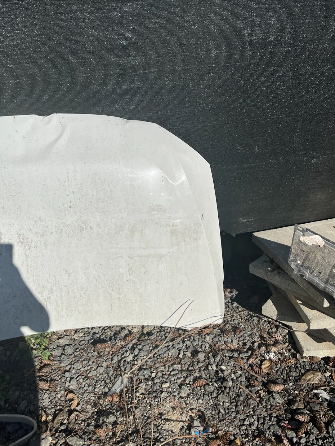 White Volkswagen vehicle hood - photo 2