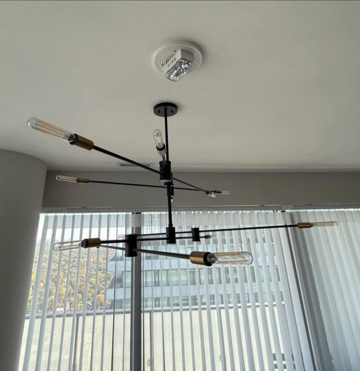 12 Light Modern Chandelier Black and Brass
