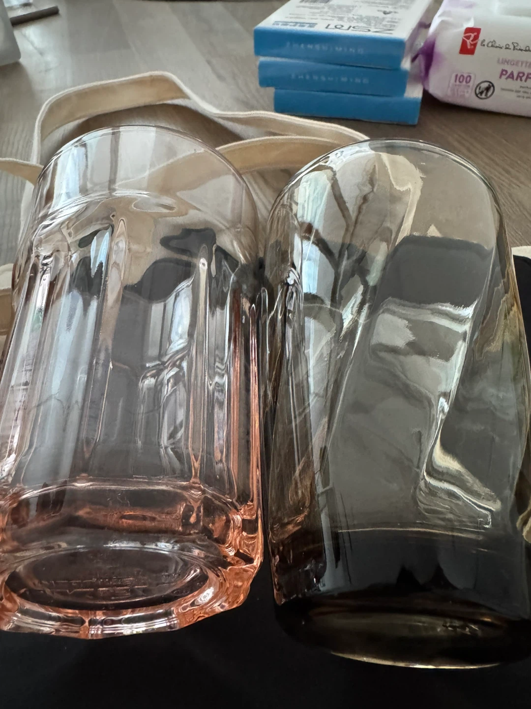 Stunning two-tone glass cup bundle