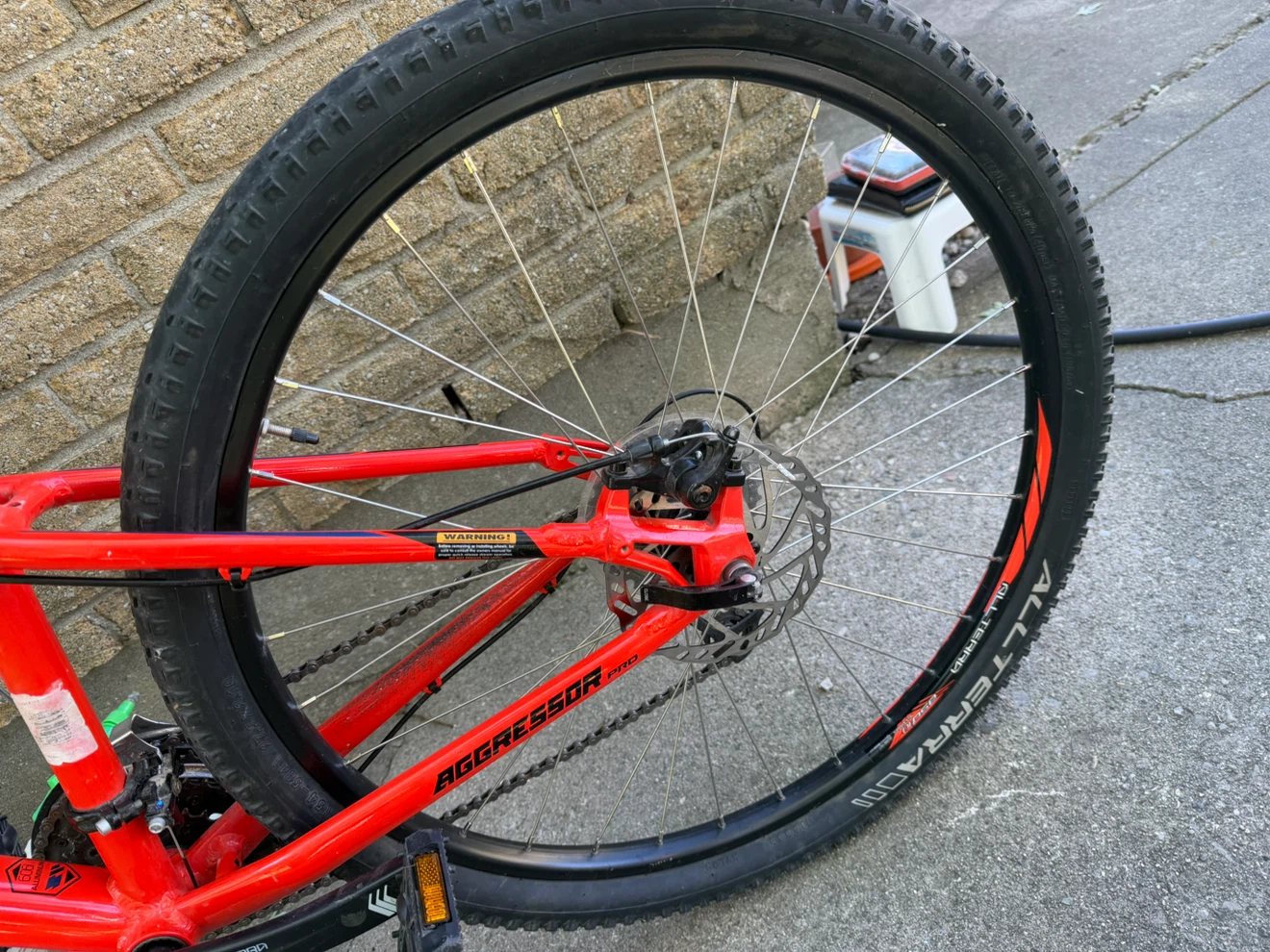 GT Aggressor Pro Mountain Bike - photo 4