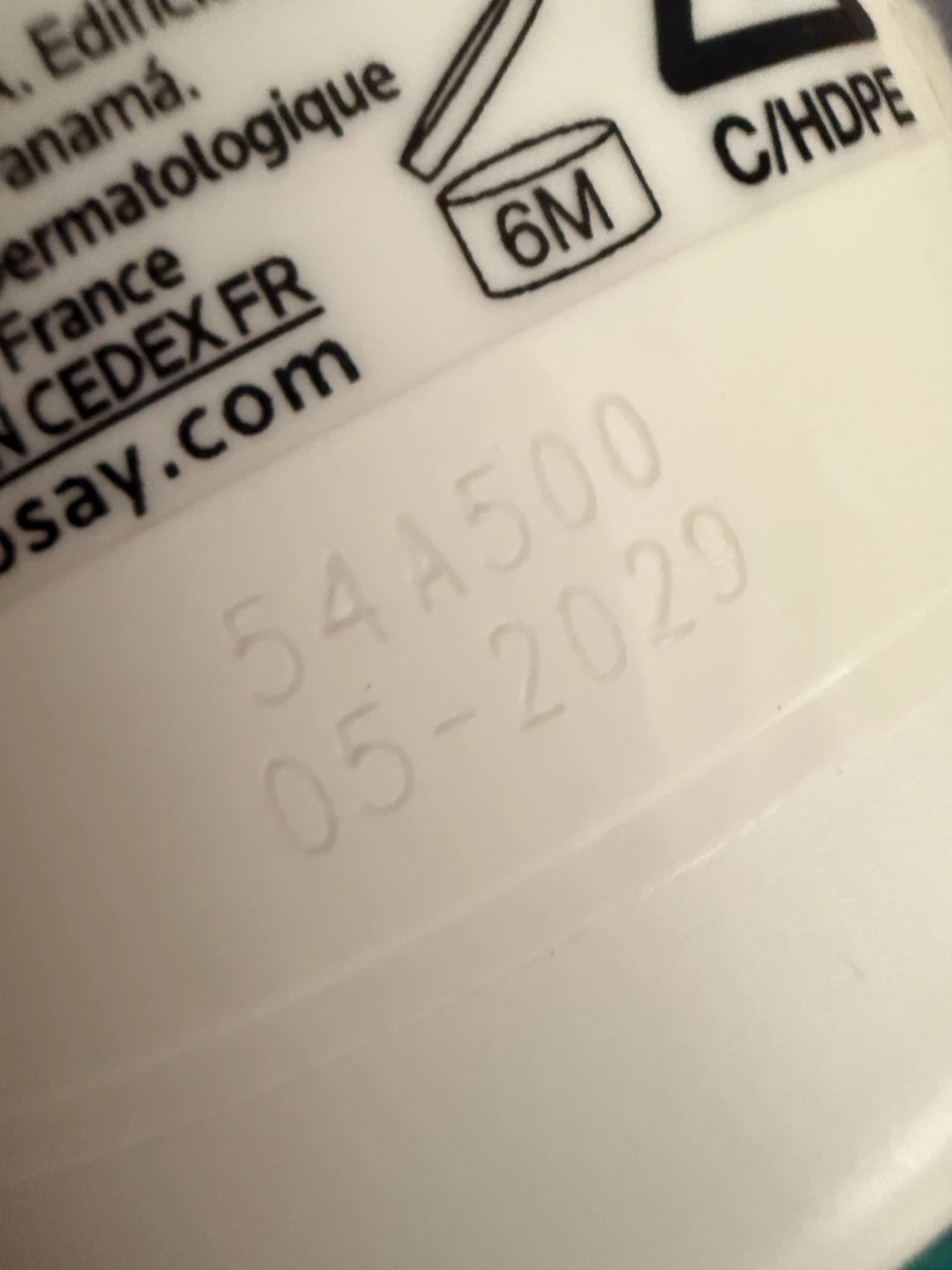 La Roche-Posay Lipikar Anti-Dryness Body Lotion – 400ml - photo 3