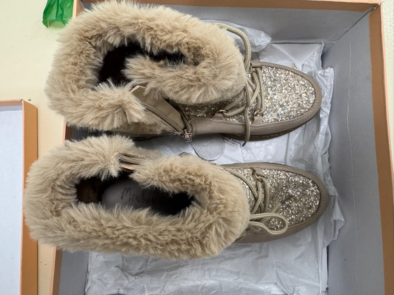 Menbur glitter boots size 36