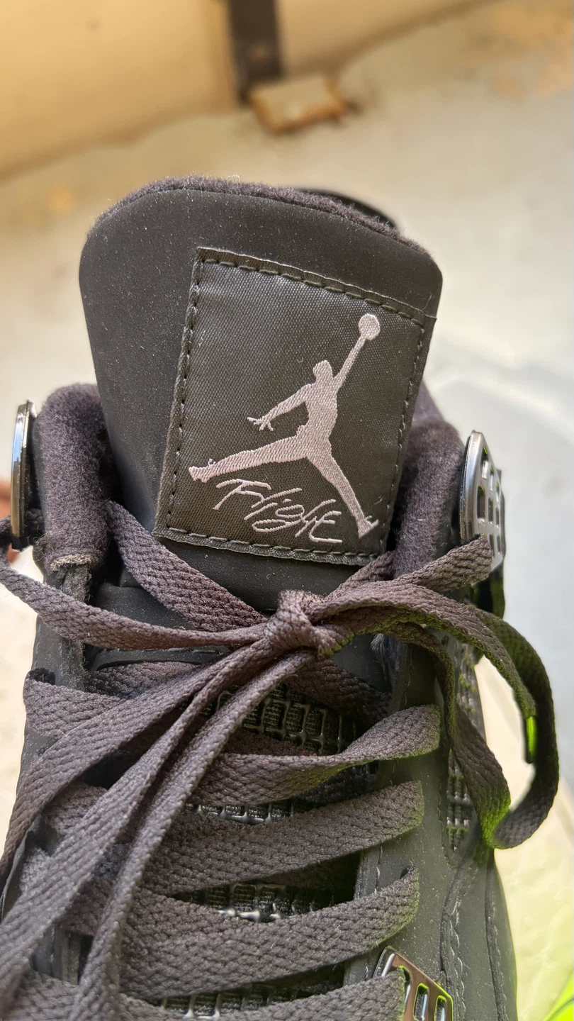 Jordan 4 Black Cat Sneakers Size 10 - photo 4