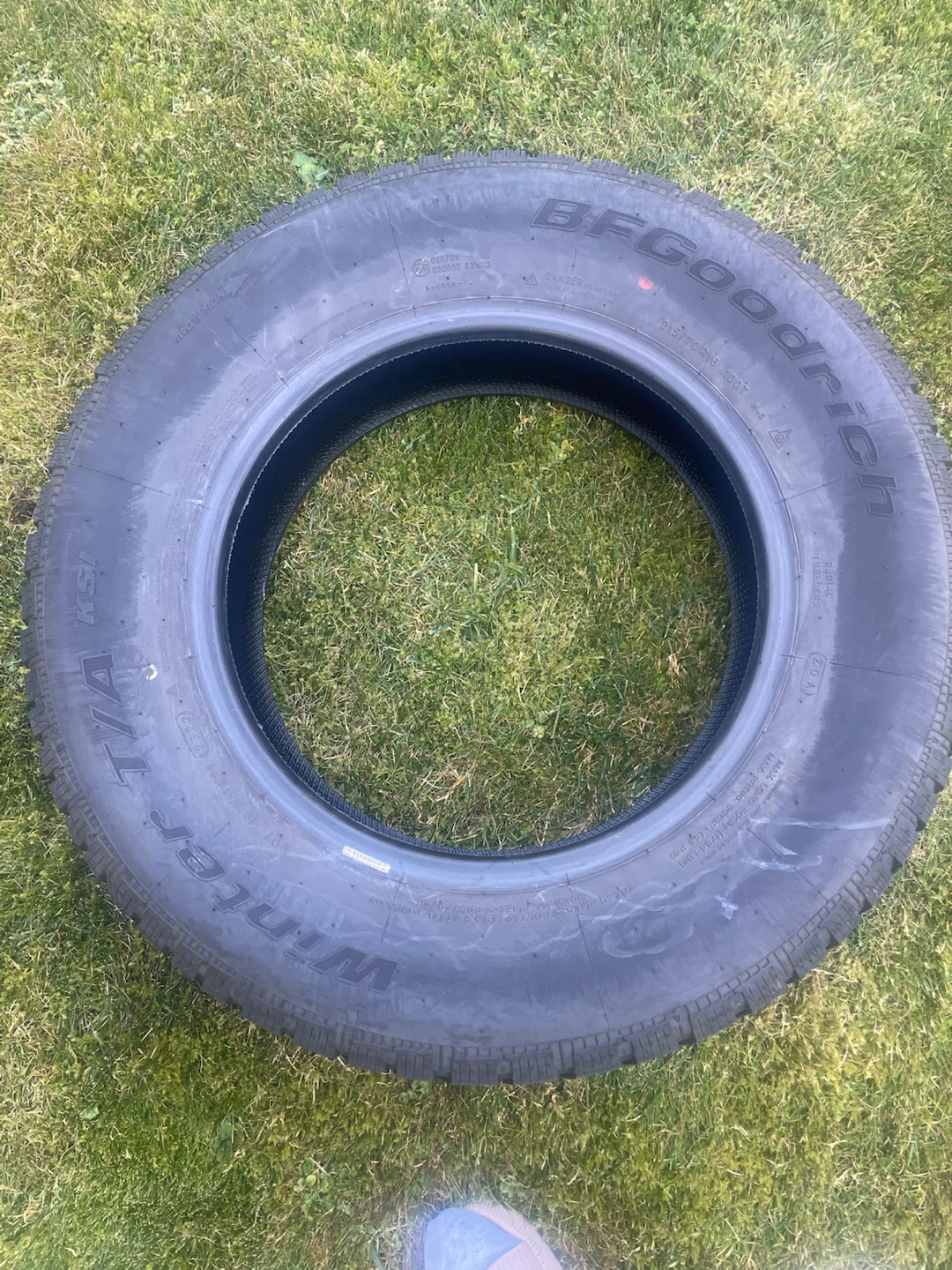 4 like new tires mud/snow. - photo 2
