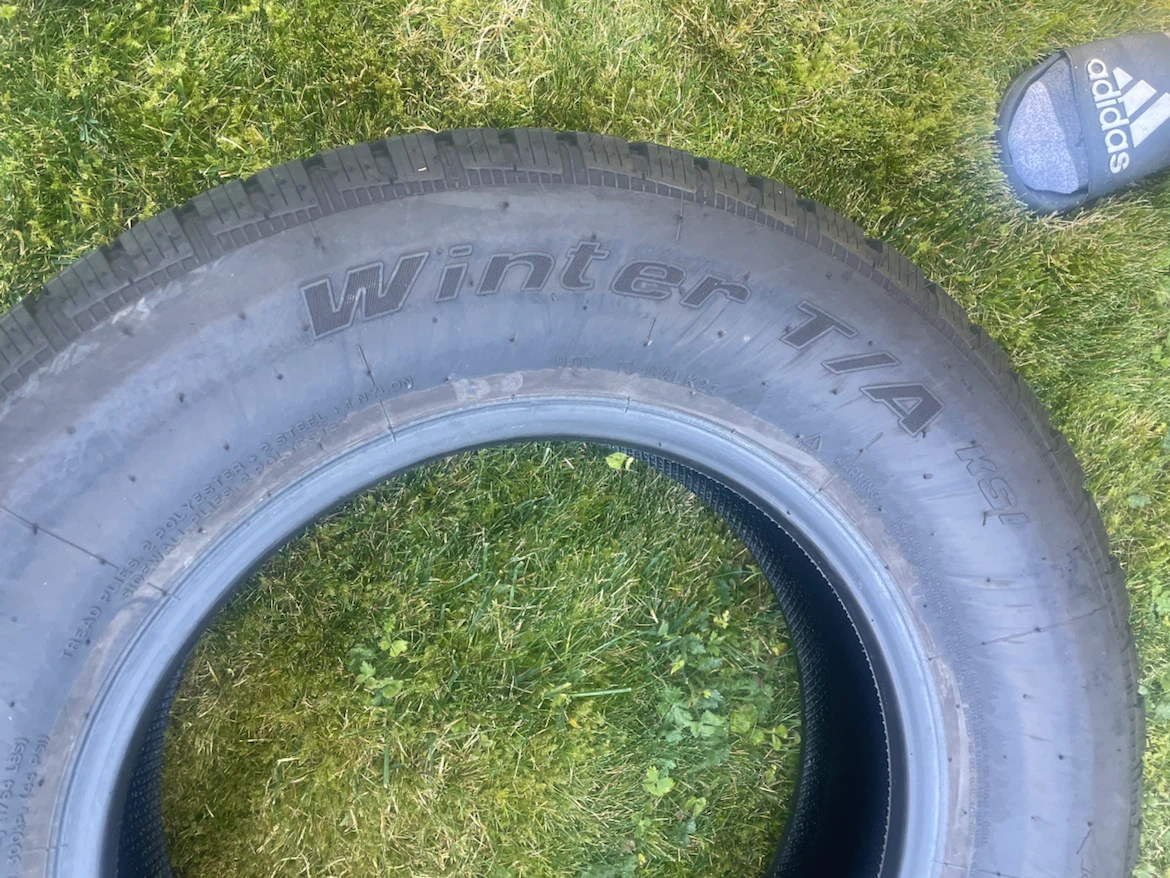 4 like new tires mud/snow. - photo 3