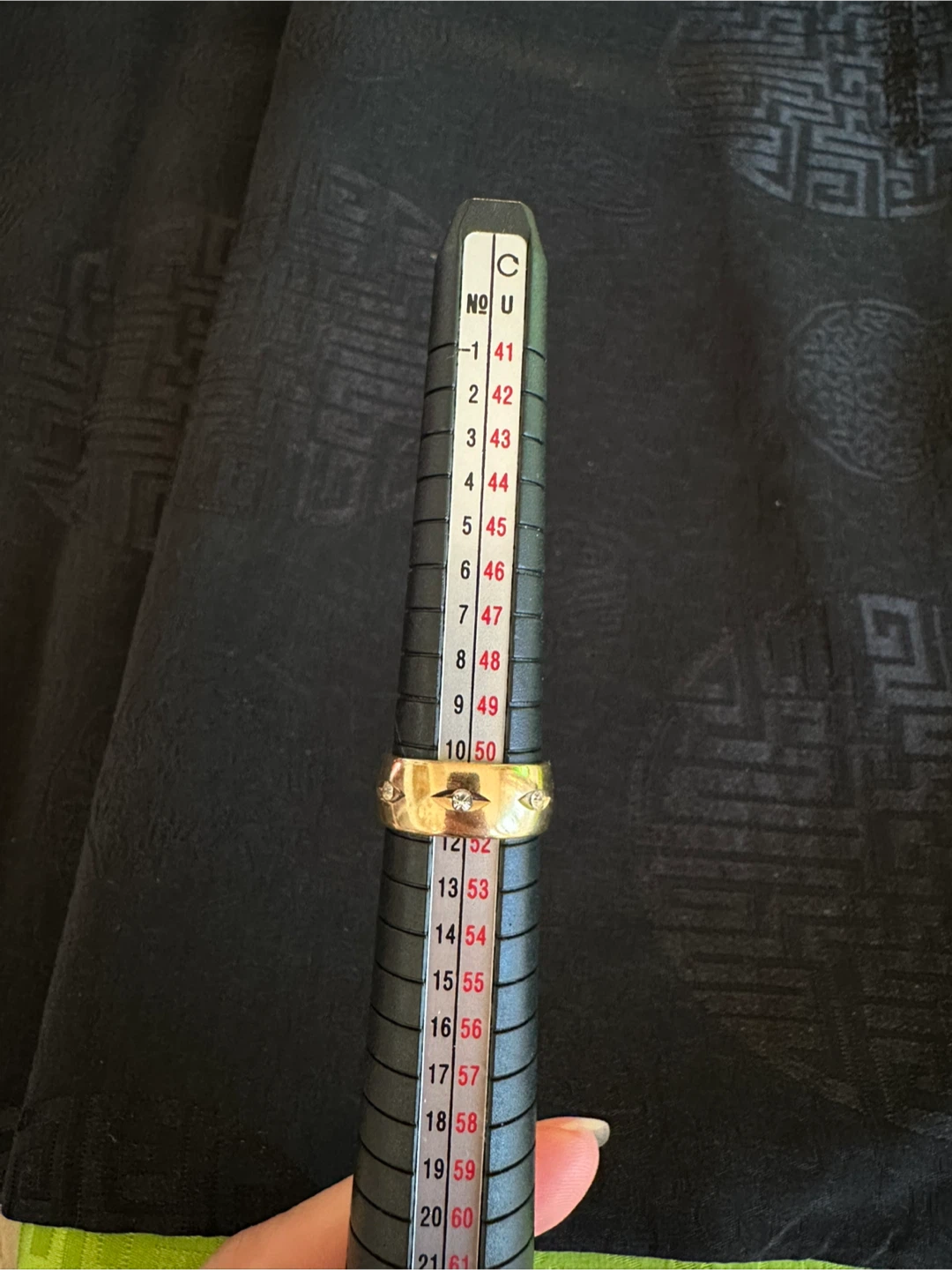Gold Tone Band Ring with Accents - photo 2