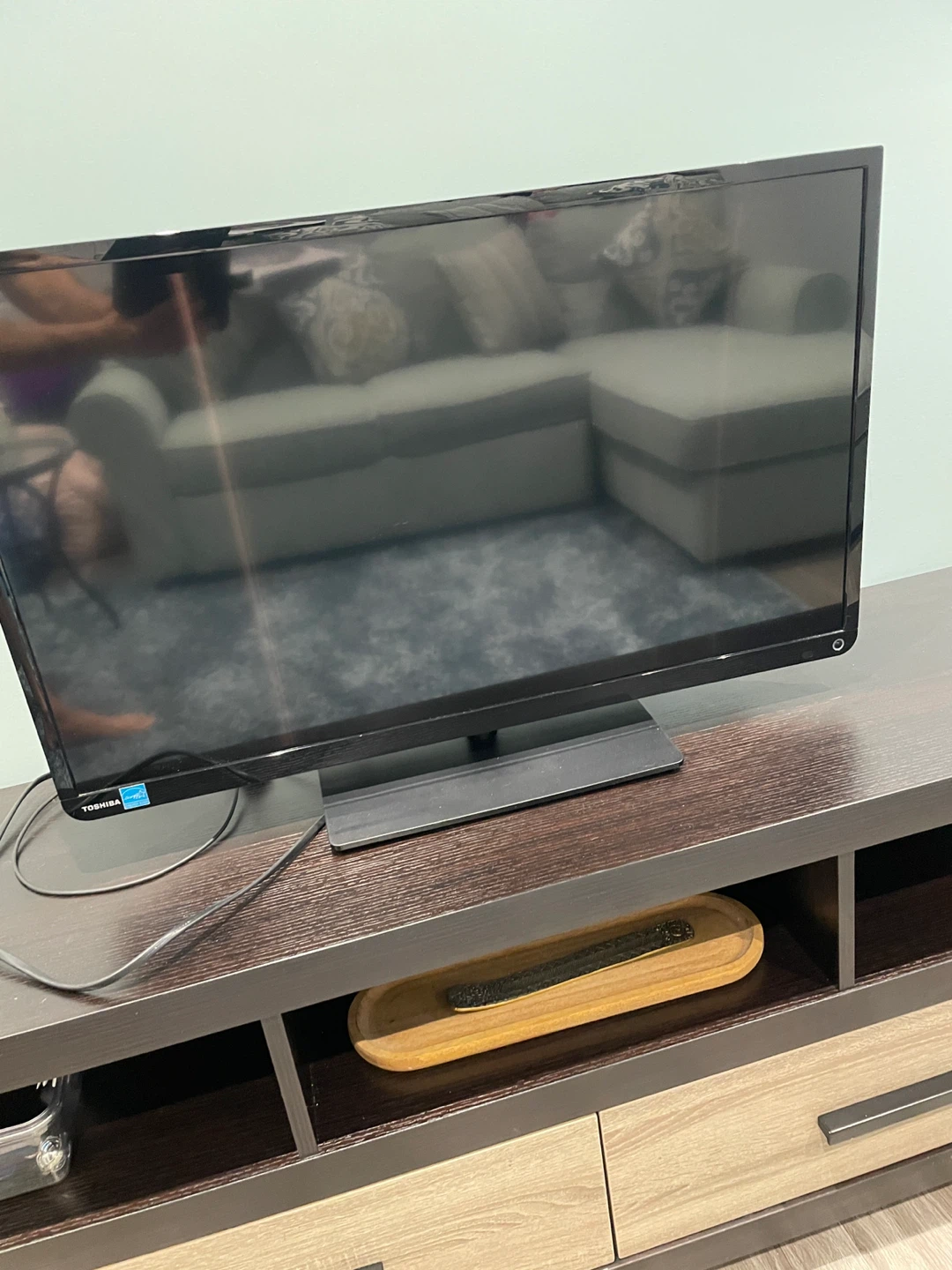 30” Toshiba TV - photo 2
