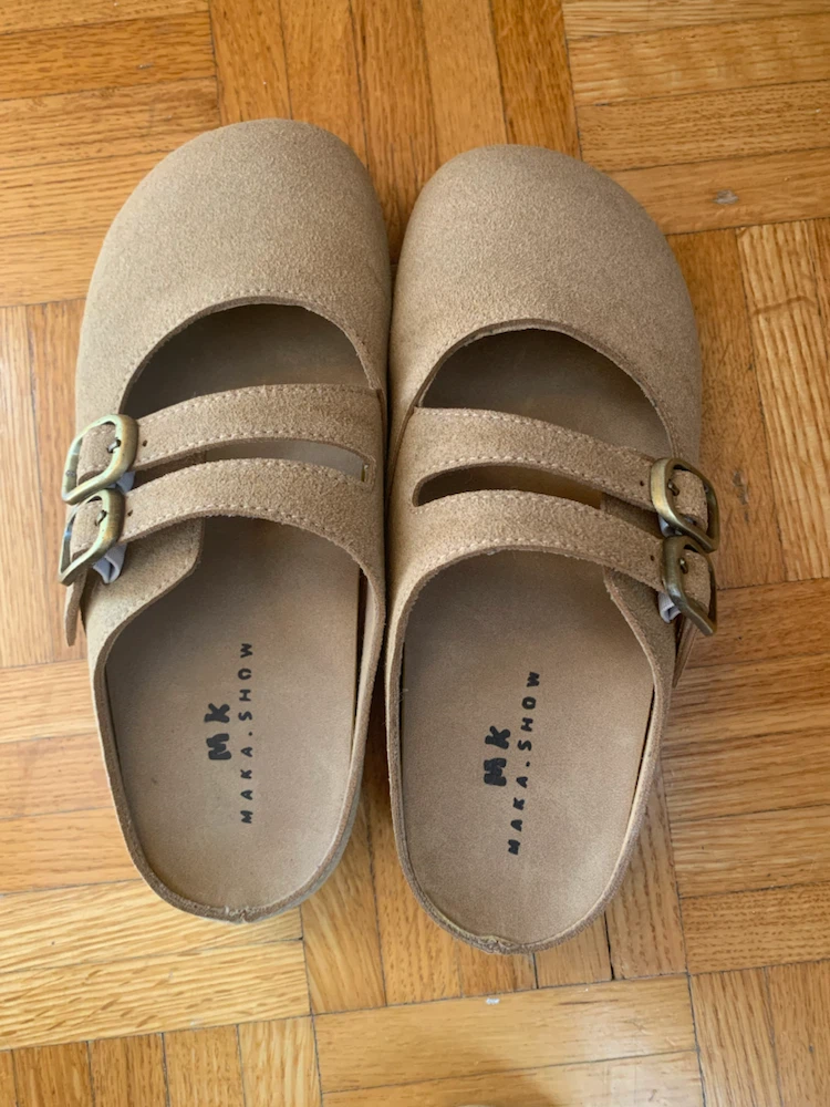Maka.Show Tan Suede Double-Buckle Mules