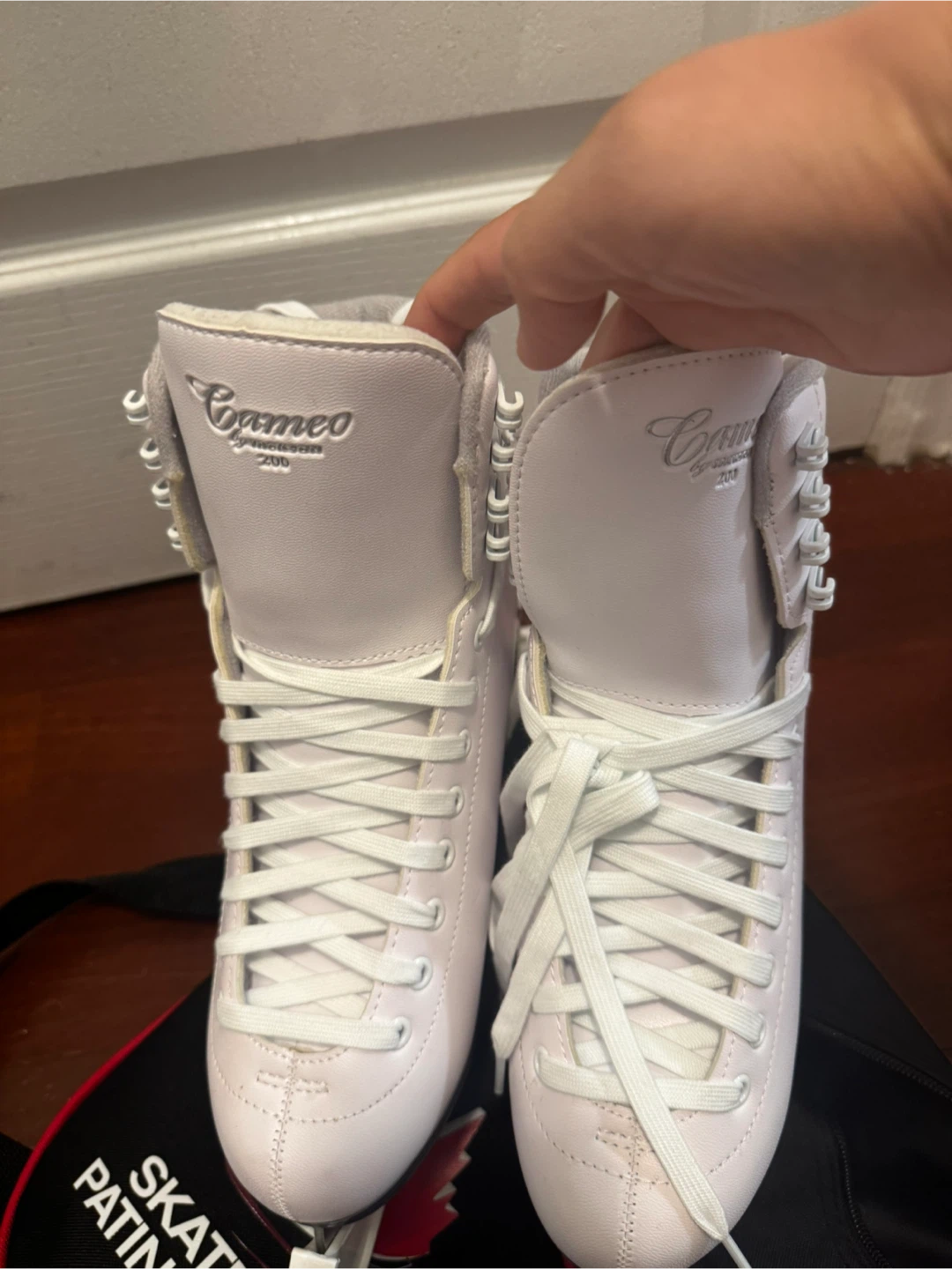 Cameo 200 Figure Skates Size 8 - photo 3