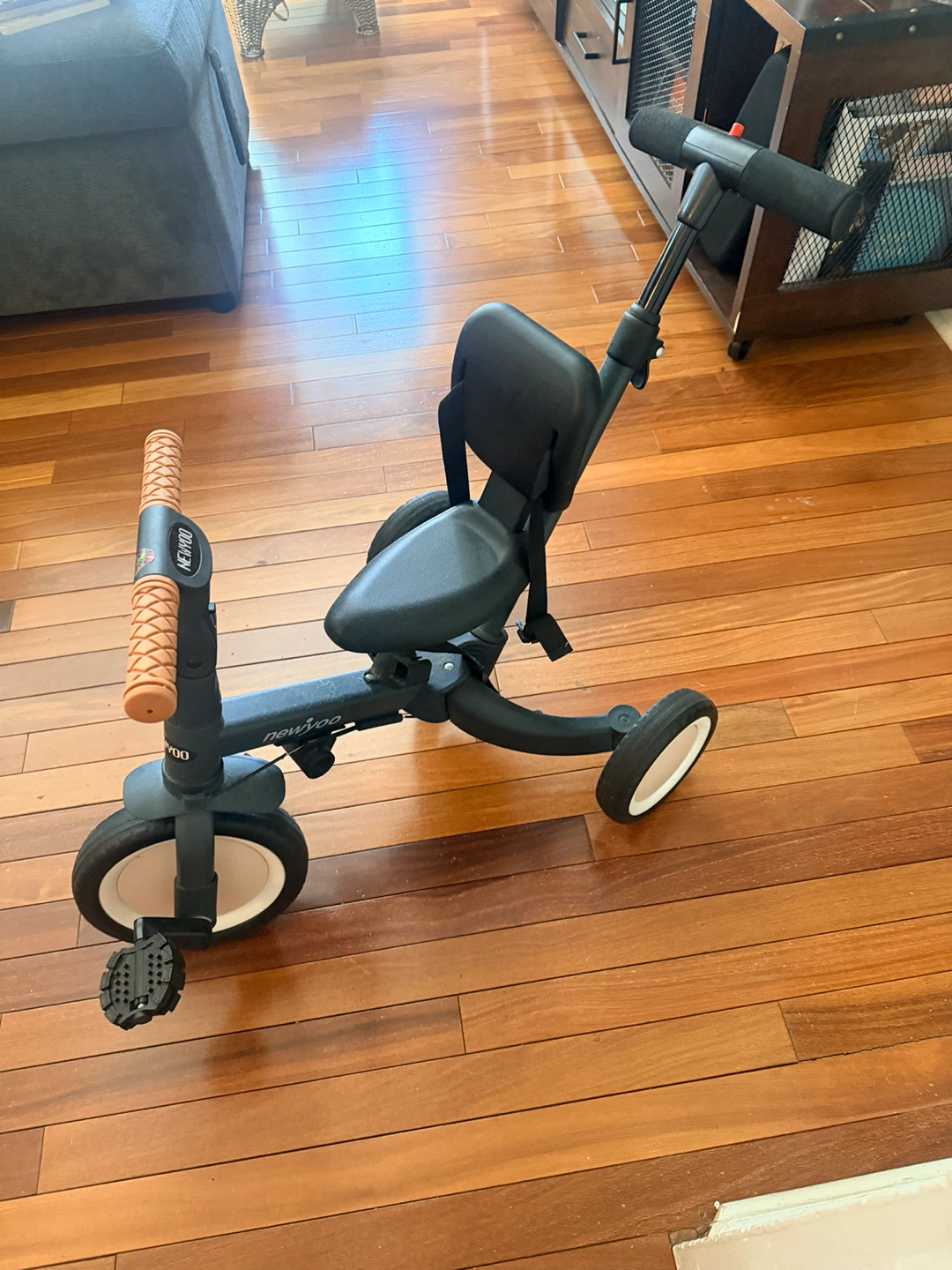 Newyoo 3-in-1 Kids Tricycle