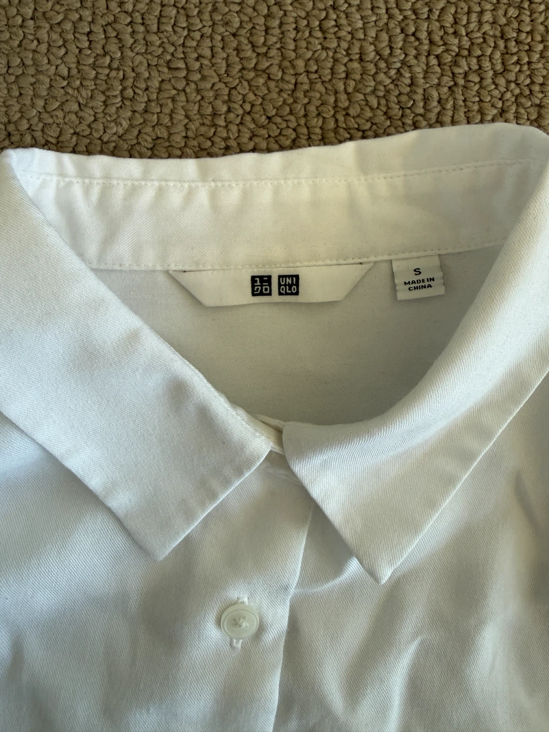 Uniqlo White Button-Down Shirt - photo 2