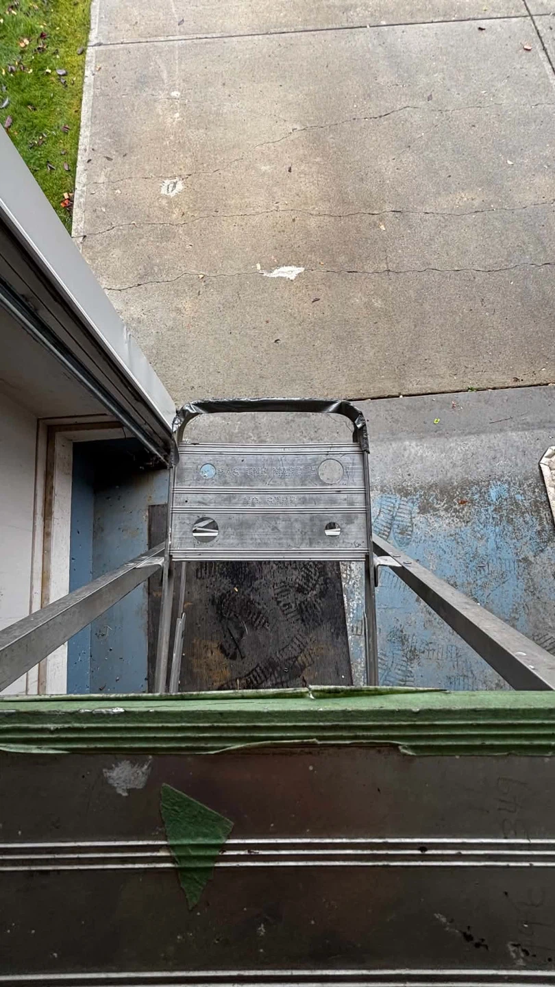 Reynolds 6ft Aluminum Ladder - photo 4