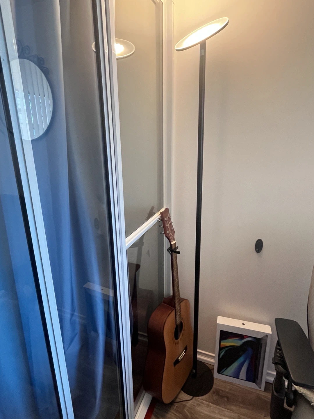 Modern Black Floor Lamp