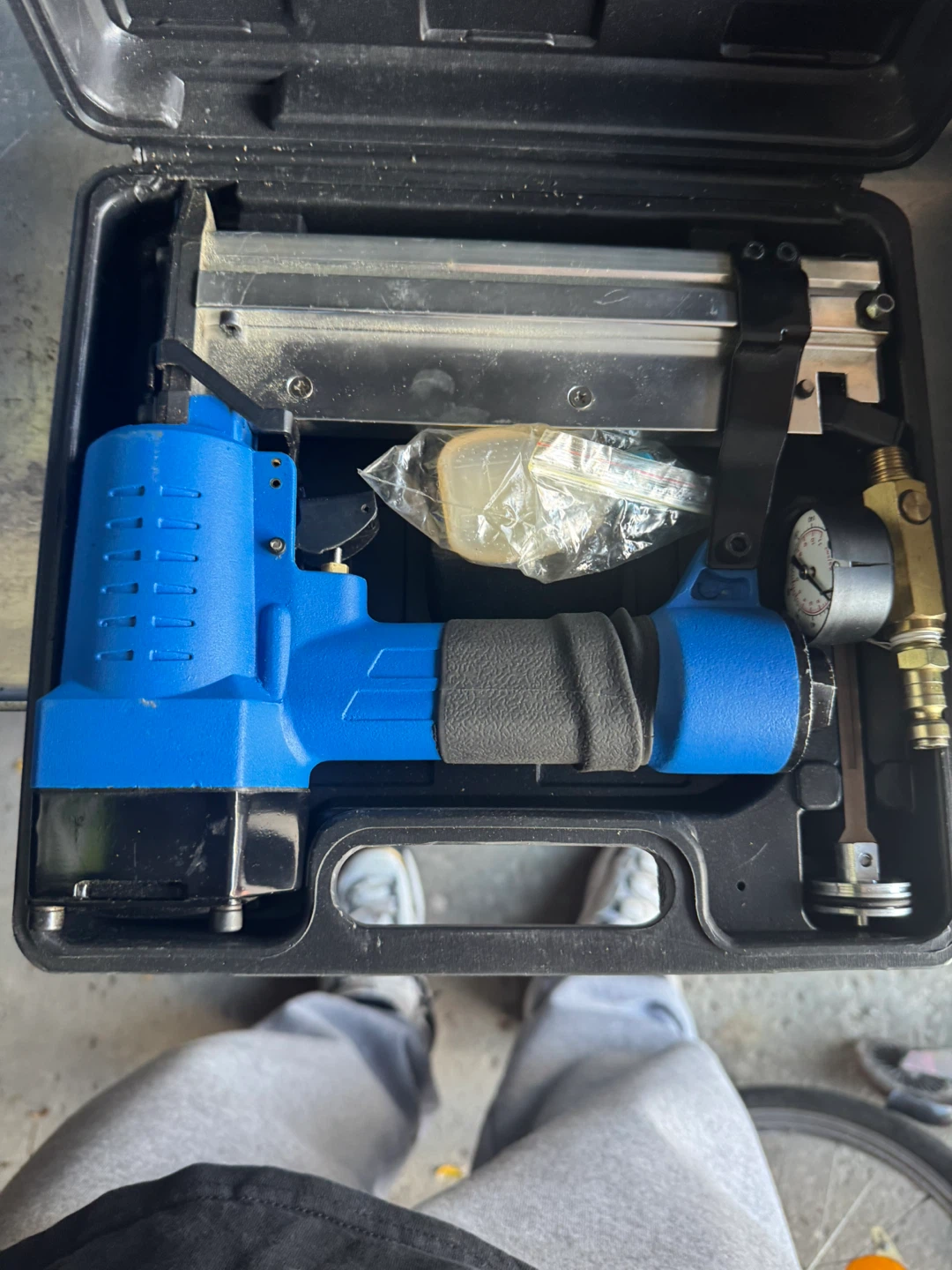 Samona 1/2 inch 18Ga Stapler with Case