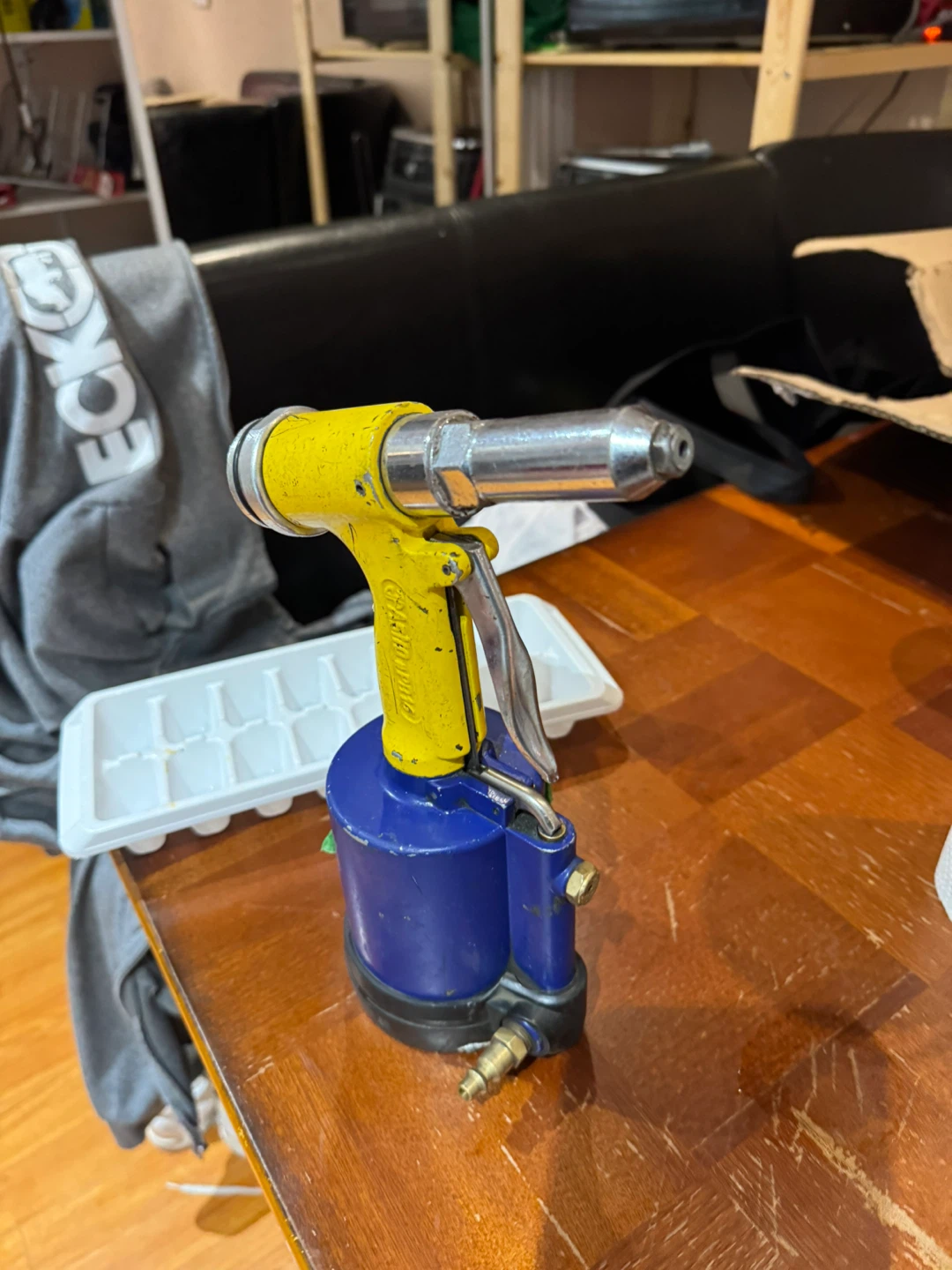 Paslode PR14 Air Riveter - photo 2