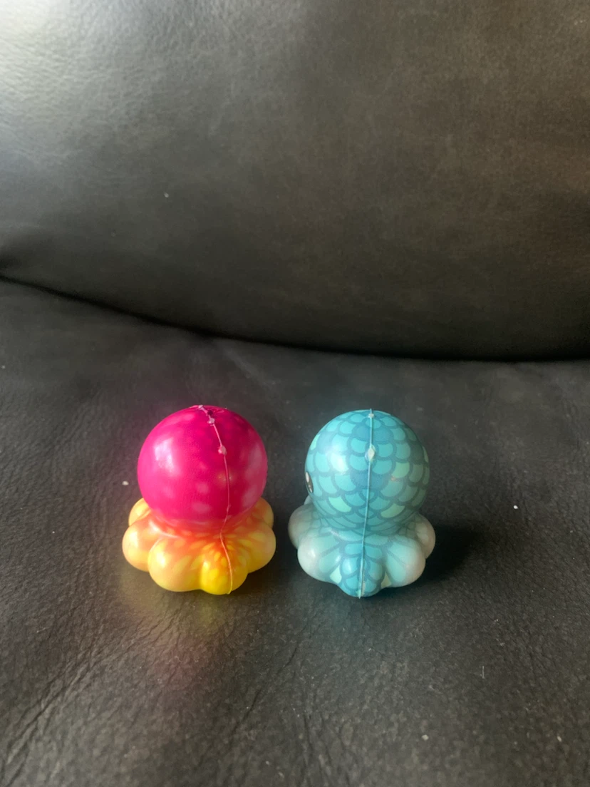 Set of 2 Mini Octopus Squishy Toys