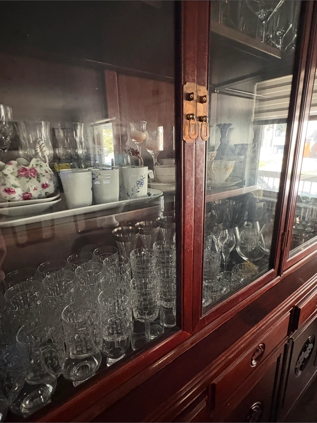 Solid Rosewood Chinese Dining Set & Buffet With Hutch - photo 2
